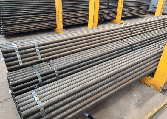 ASTM โบตเลอร์สแตนเลสคาร์บอน ท่อไร้รอยสําหรับแผ่นผนังน้ํา / เครื่องทําความร้อนสูง / เครื่องทําความร้อนใหม่