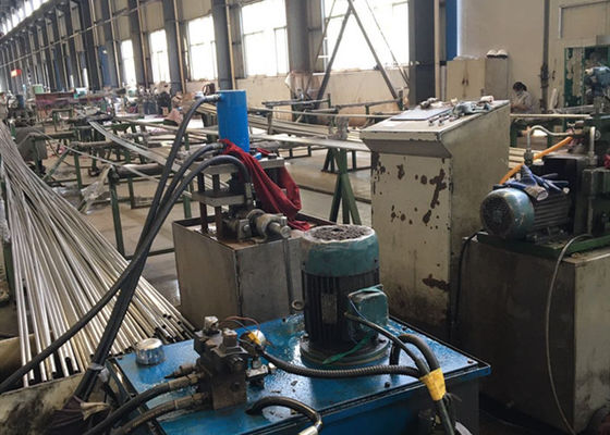 หม้อไอน้ำท่อไร้รอยต่อ ASTM A269 TP316L SUS316L 1.4404 31.75 * 1.65 * 11800MM