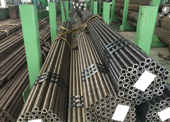 ท่อเหล็กหม้อไอน้ำ Cs ไม่มีรอยต่อ / ท่อดึงเย็น U Bend ASTM A179 Gr B ความหนาของผนังต่ำสุด