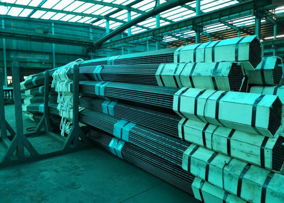 ASTM A213 T12 T22 เหล็กดึงเย็นท่อไร้รอยต่อ 44.5x5x9200mm 31.8x4.5x9200mm สำหรับแลกเปลี่ยนความร้อน