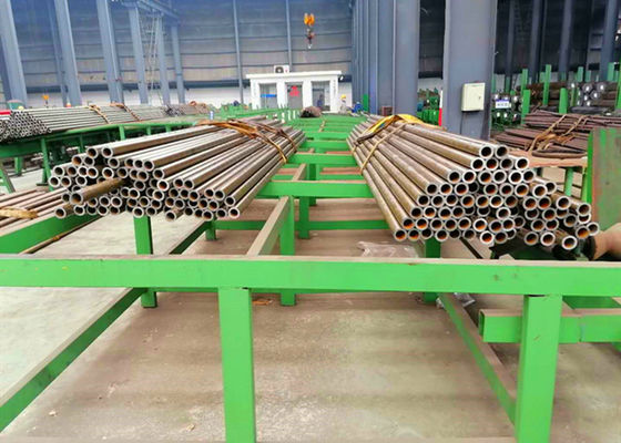 TP304 SS304 ท่อเชื่อมเอสเอสสุขาภิบาลสำหรับอุตสาหกรรมน้ำที่ผ่านการขัดผิวแล้ว