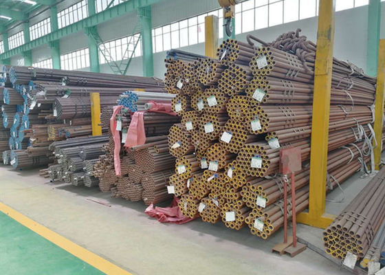 ท่อหม้อไอน้ำเหล็กกล้าคาร์บอนไร้ตะเข็บ ASTM A192 สำหรับพื้นผิวที่เคลือบด้วยน้ำมันแรงดันสูง