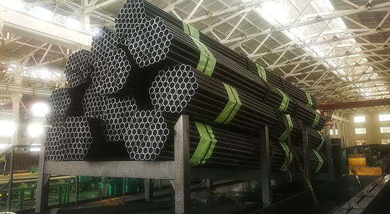 ตารางท่อเหล็กหม้อน้ำไม่มีรอยต่อ 40 เคลือบวานิชแห้ง A53 Carbon Steel