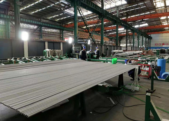 OD 1/8 "หนา 0.1mm ASME Stainless Steel Seamless Pipe 100% ET DT สำหรับหม้อต้ม