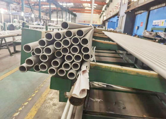 Superheater รอง 6 มม. Ss 304 ท่อไร้รอยต่อสำหรับเตาเผาขยะ MSWI