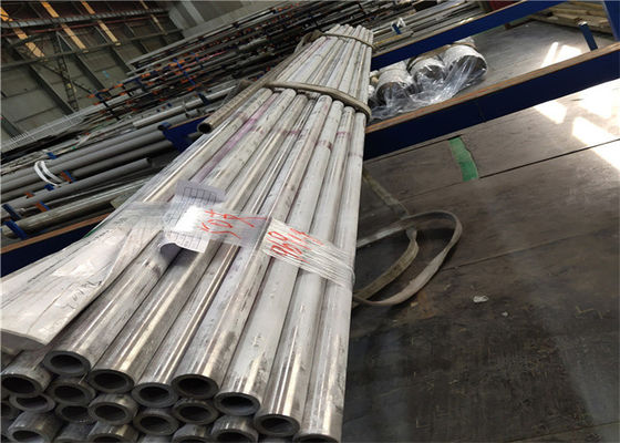 10CrMo910 Boiler Carbon ท่อเหล็กไม่มีรอยต่อด้วยโครเมียมโมลิบดีนัมที่เพิ่มขึ้น