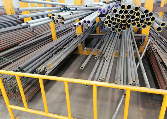 ASTM A270 Ss เหล็กกล้าไร้สนิมรอยท่อ / เหล็กกล้าไร้สนิมท่อกลมน้ำเดือด
